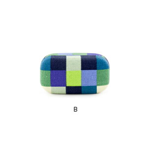 LbJ[h vChgxP[X Kikkerland Plaid Travel Case  P[X ANZT[P[X CzP[X s