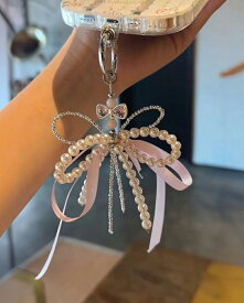 ≪送料無料≫ パールとリボン キーホルダー 韓国 キーホルダー かわいい ぬいぐるみ バッグチャーム プレゼント ペアキーホルダー キーリング 可愛いペンダント 小物アクセサリー
