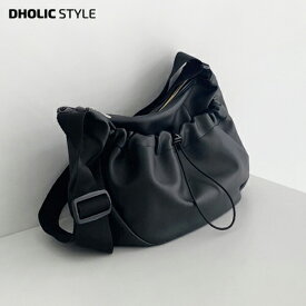 レザー調ストリングショルダーバッグ・p303666 レディース 【bag】 韓国ファッション バッグ かばん カバン ショルダーバッグ ストラップ スクエア レザー調 ストリング フェイクレザー ジップアップ 無地 デイリー 大人 カジュアル STYLE