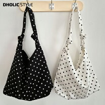 楽天市場】ドット柄（ショルダーバッグ・メッセンジャーバッグ  