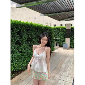 レディース 夏用 Vネック 薄手 キャミソール 小花柄 ヒップハグ ミディスカート 2点セット カジュアル フェミニン 軽やか スタイル
