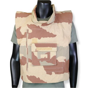 フランス軍放出品 ミリタリーベスト デザートカモ 軍払下げ品 軍払い下げ品 アサルトベスト ミリタリーグッズ ミリタリー用品 サバゲー装備 ミリタリーサープラス 仏軍 フランス軍サープ