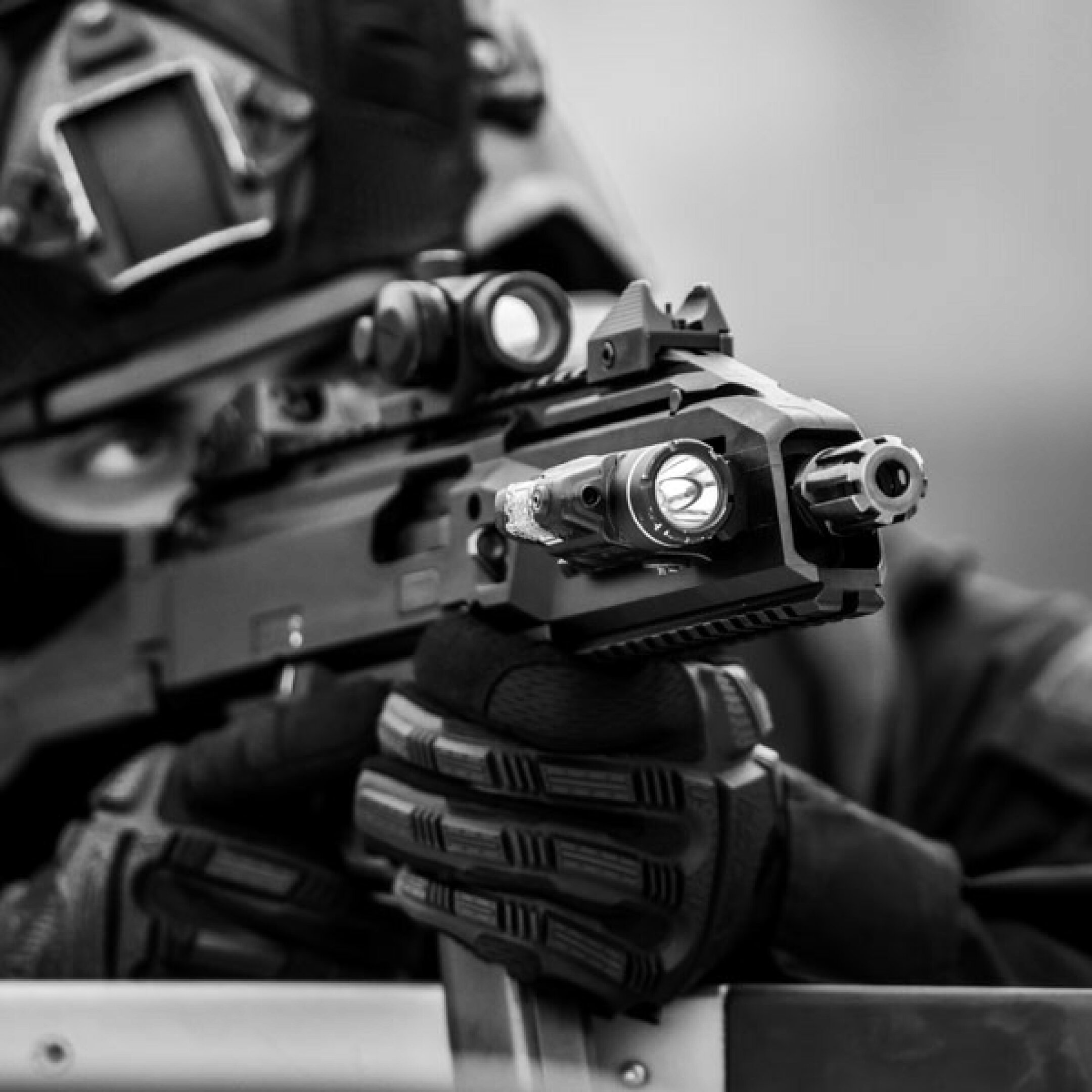 PDW（個人防護火器）