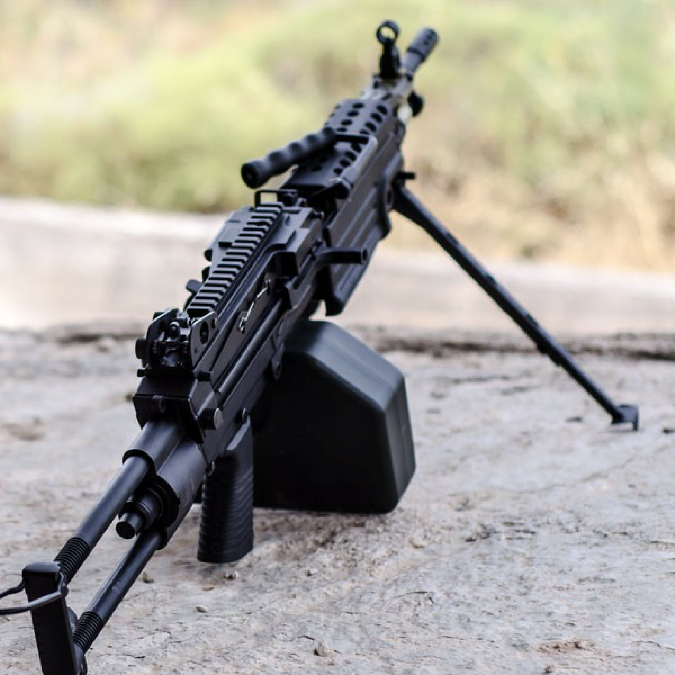 軽機関銃（LMG）