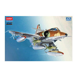 �A�J�f�~�[ 1/72 �N�t�B�[�� C2/C7 �v�����f�� 12593 �y1���\��z