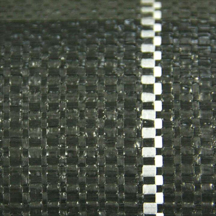 楽天市場 ダイオ 草よけシート 黒 1mx50m 強力織物シートの遮光性で雑草の繁茂を抑制 草刈りや雑草対策のコスト圧縮や省力化に効果的 住宅周り 庭 菜園 墓地 遊休地の防草対策に 代引き対象 ダイオeショップ 楽天市場店