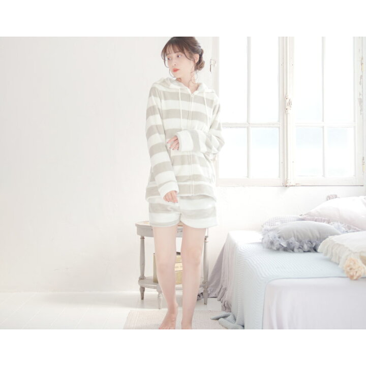 楽天市場 ソフトマイクロルームウェア上下セット 全3色 あす楽対応 部屋着 ナイトウェア ルームウェア パジャマ 可愛い 暖かい ボーダー シンプル もこもこ レディース プレゼント ショーパン 半袖 トレンド オトナ可愛いレディース通販 Dita