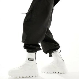 エイソス ASOS asos ASOS DESIGN チャンキー ジップアップ ソックス ブーツ、ホワイト、モトクロスのディテール付き 靴 メンズ 男性 インポートブランド