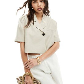 エイソス ASOS asos ASOS DESIGN クロップド非対称ブレザー、半袖、ベージュ アウター レディース 女性 インポートブランド 小さいサイズから大きいサイズまで