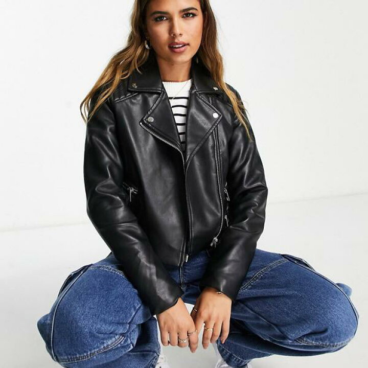 ストラディヴァリウス Stradivarius ストラディバリウス フェイク レザー バイカー ジャケット、ブラックのダブル ジップ ディテール アウター レディース 女性 インポートブランド 小さいサイズから大きいサイズまで セレクトショップ Diva Closet ストラディヴァリウス Stradivarius Stradivarius オーバーサイズ フェイク レザー バイカー ジャケット、ブラック アウター レディース 女性 インポートブランド 小さいサイズから大きいサイズまで