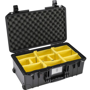 PELICAN(yJ) 1535 GAP[X pbhtfBoC_[ vXAhvb` ubN 27L [015350-0042-110] 1535Air 1535 Air Case with Padded Divider Press and Pull Latch Black