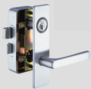 S[@V-MXL-NU@ʕt@c@V-18fBvV_[@OJp@tL[{F3{@kCEꌧEւ̂͂̏ꍇAʓr1,000~̑ZɂȂ܂B