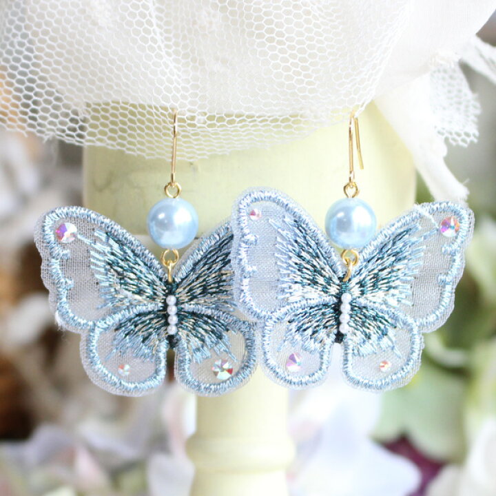 刺繍グラデーション蝶モチーフビジュー付きロングタッセルピアス 