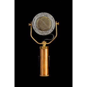 Ear Trumpet Labs Delphina (ftB[i)(C[gybg{)(RfT[}CN) R[fBO }CN