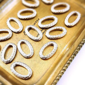 【道後雑貨店】4個 ※ハンドメイド アクセサリーパーツ アクリルストーン アクリルビーズ チャーム レア インポート 手芸 材料 副資材 レトロ モード系 デザインストーン