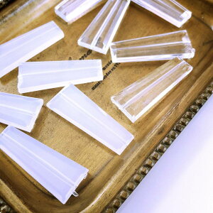 【道後雑貨店48-5 41-8】4個 ※透明・半透明アクリルストーン ハンドメイド アクセサリーパーツ アクリルストーン アクリルビーズ チャーム レア インポート 手芸 材料 副資材 レトロ モード