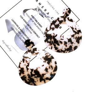 【道後雑貨店P50】1ペア ※赤字覚悟の大特価700→500(税抜き)インポート ピアス/ピアス土台 ハンドメイド アクセサリーパーツ アクリルストーン アクリルビーズ チャーム レア インポート 手