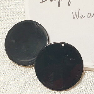 【道後雑貨店】4個 ※ラウンドパーツ (穴付き) ブラック   アクリルストーン アクリルビーズ チャーム レア インポート 手芸 材料 副資材 レトロ モード系 デザインストーン