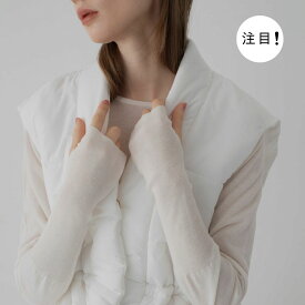 キルティングベスト/white レディース ベスト 軽量 防寒 体型カバー シルエット調整 日本製 春 秋冬 アウター おしゃれ キルティング加工 重ね着 タートルネック相性抜群 ウエスト絞り 裾絞り
