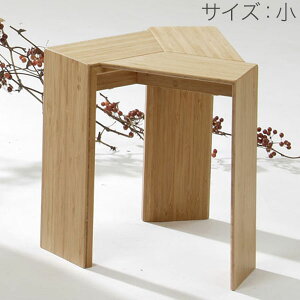 TRIANGLE STOOL(gCAO Xc[) OpXc[()qp̃CXATChe[uƂĂ̎gpB Xc[ ֎q  `FA `FA[ IȂ a k a CeA Ƌ X^bL
