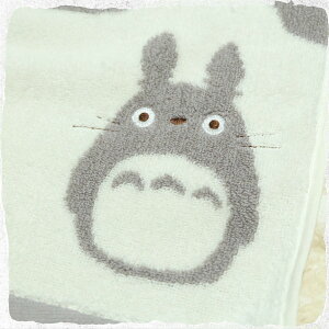 楽天市場 ジブリ グッズ となりのトトロ バスタオル 大トトロシルエット スタジオジブリ 新入学 新生活 準備 ｃａｆｅ ｄｅ ｄｏｎｇｕｒｉ