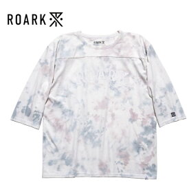 【日本代理店正規品】THE ROARK REVIVAL(ロアークリバイバル)MEDIEVAL LOGO 3/4 SLEEVE TEE-TIEDYEアーチロゴプリント6分丈タイダイ染めフットボールTシャツ(7部T)COLOUR:BLUE TIEDYE