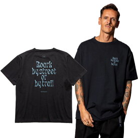 THE ROARK REVIVAL(ロアークリバイバル)B.S.B.T FINE TECH DRY TEEアートロゴプリント半袖TシャツCOLOUR:BLACK【日本代理店正規品】