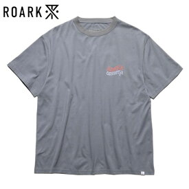 THE ROARK REVIVAL(ロアークリバイバル)UNHUSTLE TEEアートロゴプリント半袖TシャツCOLOUR:FOGGY BLUE【日本代理店正規品】