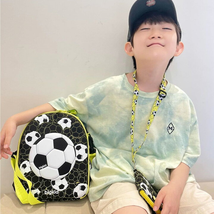 楽天市場 全商品p3倍 16日11 59迄 ショルダーバッグ クリスマスプレゼント 男の子 小学生 キッズ サッカー バッグ 子供 クリスマス プレゼント 6歳 7歳 8歳 9歳 スポーツバッグ 小さめ 男女兼用 キッズバック 韓国 人気 ギフト 雑貨 手提げ袋 お出掛け 習い事 Bk003