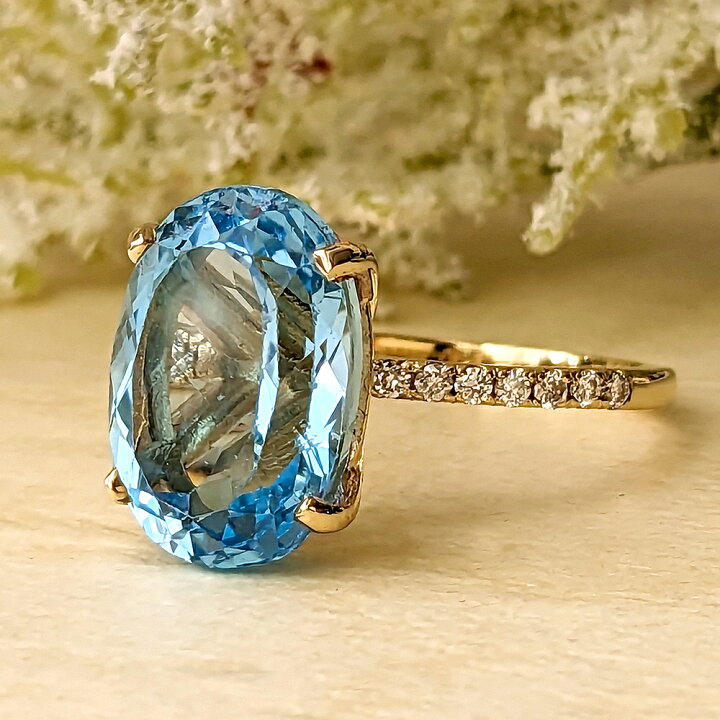 楽天市場】【アウトレット】K18YGブルートパーズ ダイヤモンド  