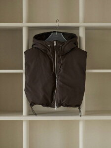 �y���[�z�A���k�[�N anuke 2026Prefall �A�E�^�[ Hooded Down Vest �t�[�f�b�h�_�E���x�X�g �V���[�g�� �m�[�X���[�u 26�H�~ 62620101