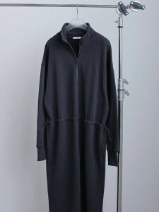 �y���[�z�A���k�[�N anuke 2026Prefall �I�[���C������ Halfzip Sweat Onepiece �n�[�t�W�b�v�X�E�F�b�g�����s�[�X �t�������O�X �p���c 26�H�~ 62620311