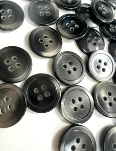 黒ボタン ブラウスボタン シャツボタン 150個入り 22mm