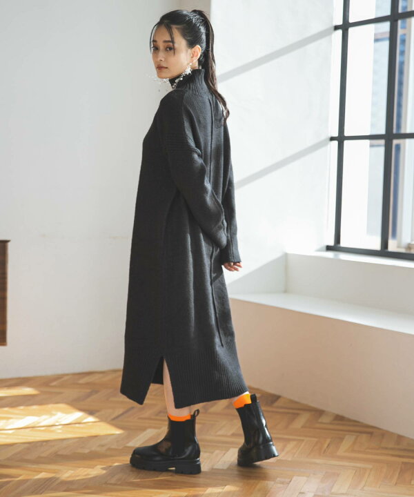 スタンブリーバックロングテイルタートルネック 