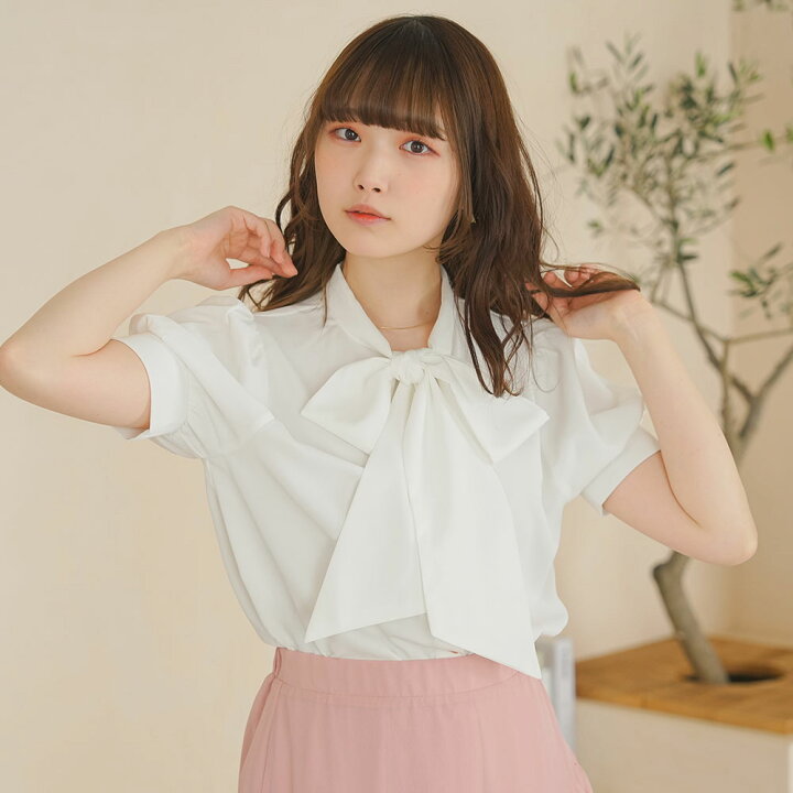 夢展望公式 [新品未使用] 2WAYシンプルボウタイブラウス [オフ 