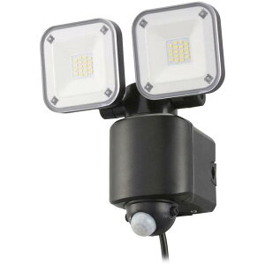 防犯LEDセンサーライト2灯(3200lm/昼光色/コンセント式、コード長3m/焦電型赤外線センサー/保護等級IP44) OHM LS-A320W2