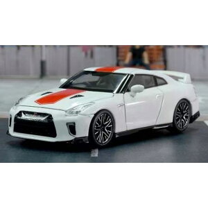 MOTORHELIX 1/64 Nissan GT-R(R35) 50th Anniversary Brilliant White Pearl t[X^C M63502