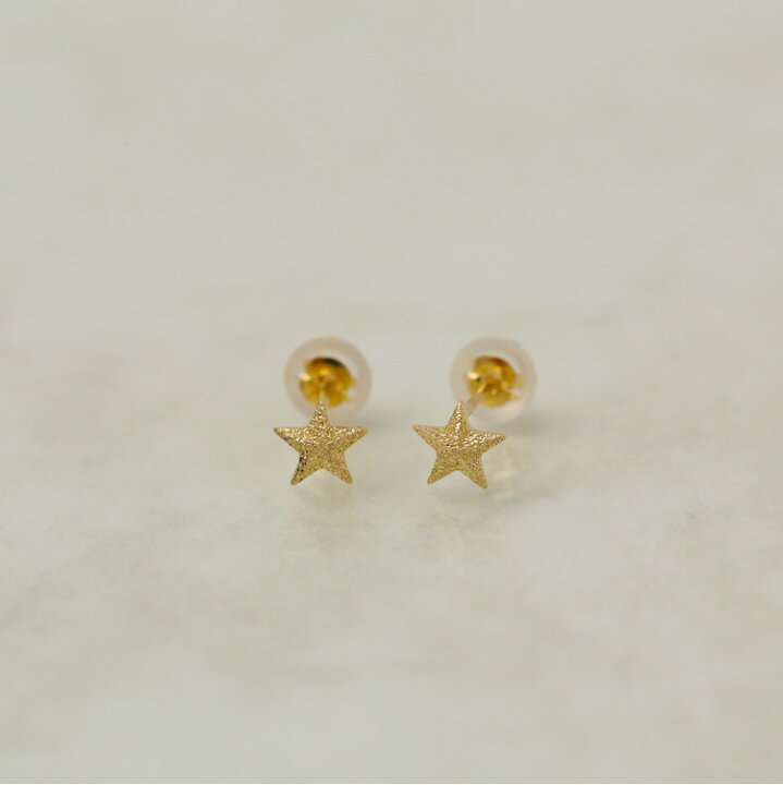楽天市場】18金 ピアス 18k 18金ピアス レディース シンプル 星 スター 
