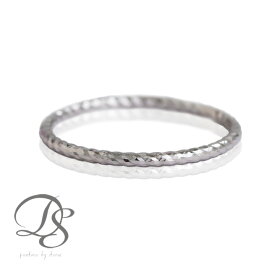 プラチナ リング ピンキーリング レディース 指輪 シンプル スパイラル ねじれ カット リング ピンキー 華奢 極細 極細リング pt900 プラチナ900 重ね付け 地金 プラチナリング 1号 3号 5号 7号 9号 11号 13号 サイズ 華奢リング 重ね付け ストッパーリング