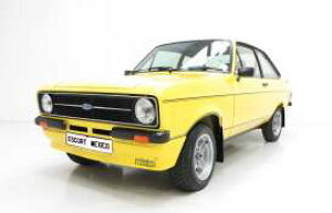 Sun Star �T���X�^�[ 1/18 �~�j�J�[ �_�C�L���X�g���f�� 1976�N���f�� �t�H�[�h �G�X�R�[�g Ford Escort MKII RS Mexico 1976 �E�n���h���d�l �V�O�i���C�G���[