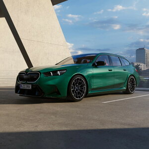 Minichamps ~j`vX 1/18 ~jJ[ _CLXgf 2024Nf BMW M5 Touring G99 2024 O[^bN