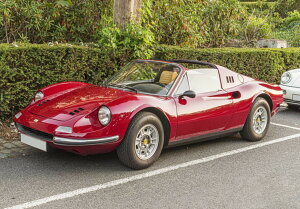 BBR 1/18 ~jJ[ W v|[Vf 1972Nf tF[ Ferrari Dino 246 GTS 1972 Rosso Rubino - Beige r[bhEx[WCeA