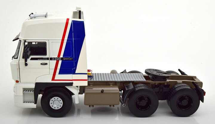 楽天市場】Road Kings 1/18 ミニカー ダイキャストモデル 1982年モデル 