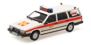 Minichamps �~�j�`�����v�X 1/18 �~�j�J�[ �_�C�L���X�g���f�� 1986�N���f�� �{���{ VOLVO 740 GL BREAK SW STATION WAGON NOTARZT POLICE ASB KOELN 1986 �x�@�ԗ�