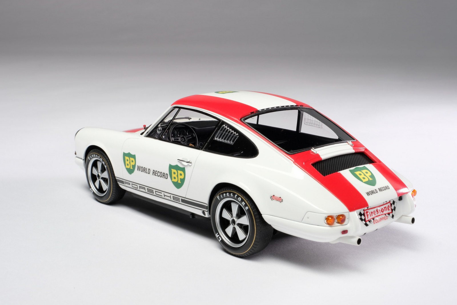 【Amalgam Collection アマルガムコレクション 1/18 ミニカー レジン・プロポーションモデル 1967年モデル ポルシェ  911R BP World Record Autodromo di MonzaPorsche 911R 1967 1:18 Amalgam  Collection ディー・ティー・ダブリュー