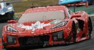 Spark 1/18 �~�j�J�[ ���W�� �v���|�[�V�������f�� 2025�N���}��24���� �V�{���[ CHEVROLET - CORVETTE Z06 GT3.R 5.5L V8 TEAM AWA RACING No.13 24h LE MANS 2025 MATT BELL - OREY FIDANI - LARS KERN