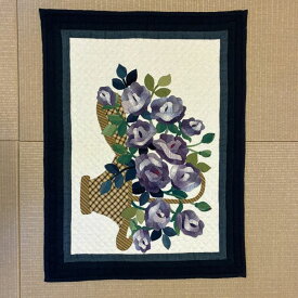 バラの花かご タペストリー 阿波しじら織 パッチワーク キルト 材料セット キット ダックリン オリジナル アップリケ 実物大図案入り 紫濃淡 グラデーション 裏布とキルト芯は別にご用意ください