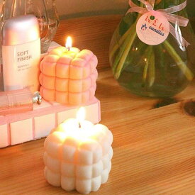 【P7倍】【在庫限り！売り尽くし SALE】ハンガリー産 キャンドル ふわふわ 雲 パステル ハンドメイド かわいい おしゃれ 韓国 韓国風 雑貨 キューブ ポンポン 四角 カラフル カラー 手作りキャンドル インテリア 海外 プレゼント 誕生日 女性 友人ギフト
