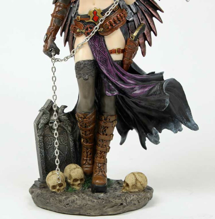 楽天市場 ブラックエンジェル 女性の戦士フィギュア Steampunk Winged Warrior チェーンブレードを持った女性ヴォーリア 羽 かっこいい 置物 フィギュア アニメオタク 黒髪 海外雑貨 海外インテリア ドゥナパール