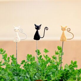 猫ちゃんお値段は張るけど、可愛い。手作りフラワーピックねこ ネコ ネコピック ねこピック 黒 白 茶 ブラック ホワイト ブラウン ガーデンピック 可愛い おしゃれ PICK ガーデニング雑貨 ガーデン雑貨 ガーデニングピック 室内 観葉 植物 多肉 鉢植え 樹脂粘土